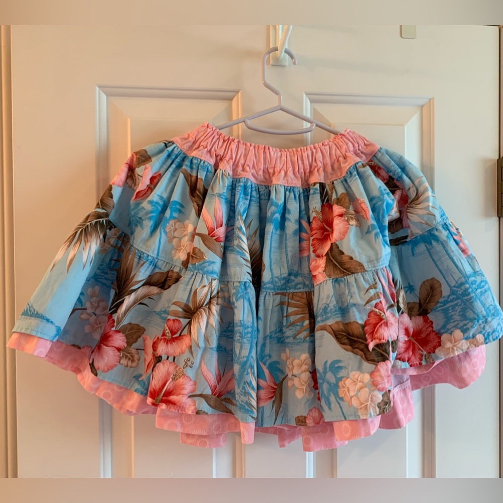 Unbranded girl’s 100% cotton twirly luau skirt perfect for summer and party time